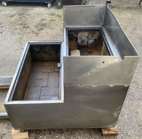 Καρβουνιέρα Με Πυρόπλακα 2 Επιπέδων 85x80x75Cm Μεταχειρισμένη